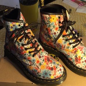 taupe wanderlust fine canvas